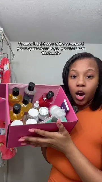 You can never go wrong with her fantasy box!! #herfantasybox #femininehygieneproducts #plantbased #phfriendly 