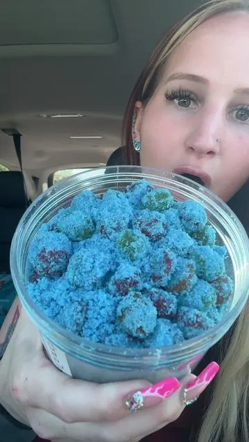 #gusher #sour #candy #snack #tiktokshopcreatorpicks #tiktokshoploveatfirstfind #tiktokshopcybermonday 