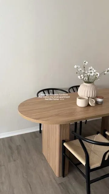 The scratch on the wall bothers me so much but that’s another’s day project 🙂‍↔️ #dinningtable #smallapartment #affordabletable #woodtable #easthetictable #dinningroom #homedecor #tiktokshop #tiktokshopfinds #giraffe #modernorganic #easydecor #dinningtabledecor