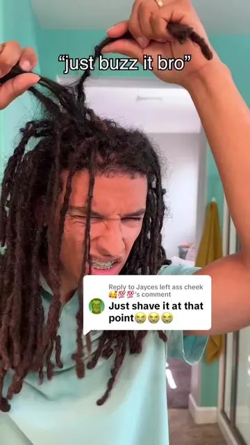 Replying to @Jayces left ass cheek🥰💯💯  😅 #dreads #viral #hairgrowth 