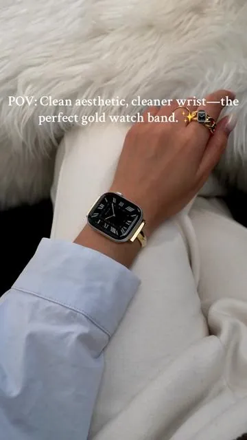If you love this vibe, don’t miss out on this watch band!   #fyp #goldjewelry #foryou #tiktokshop #iwatch #watchband #iphone #goldgirly #luxurybracelet #cleangirl 