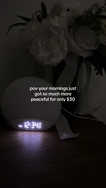 I will never not use my sunrise alarm! I’ve had it for over a year now and love it so much! There’s several alarm sounds to choose from. ☀️ #hatchdupe #sunrisealarm #morningroutine #melrobbinspodcast 