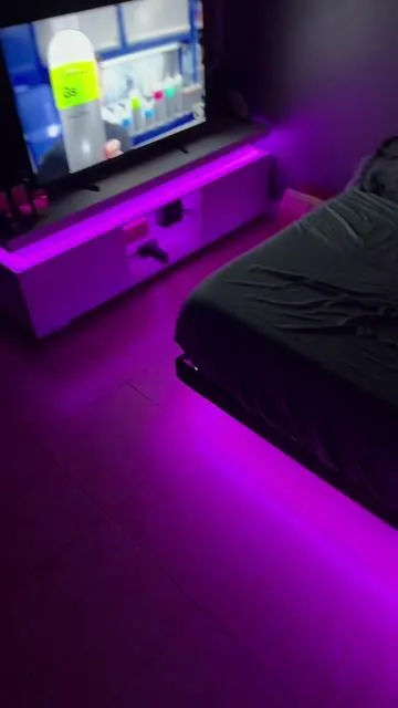 #fyp #bed #bedframe #floatingbedframe #rgblights 