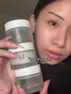 words can’t describe how much I love BOJ rice dynasty cream🍚🥹🫶🏻 #koreanskincare #ricewater #dynastycream #beautyofjoseon  #ricewaterskincare #glassskin #viralskincare #glowyskin #hyperpigmentation @Beauty of Joseon US 