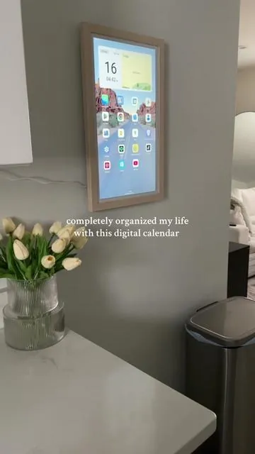 digital calendar is a game changer ✨ #digitalcalendar #typea #plannertok #planner #digitalplanner #digitalplanning #smarthome #smarthometechnology #smarthouse #smarthomeinspiration #organizedhome #organizewithme 