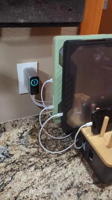 #anker #cellphone #cellphone #laptop #charger 