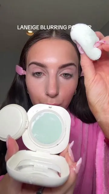 Laneige dropped a blurring powder and guys 😳 New Neo Essential Blurring Powder ✨ SUPER finely milled. This is very soft and not cakey or drying ✨ unique package (so powder doesn’t spill) + comes with the puff This powder is SO lightweight and invisible (no white cast). Hard to bake with it cause it’s so fine but loving it how I applied here. Def recommend trying it I’m so impressed @laneige_us  #laneige #laneigeskincare #laneigeneoessentialblurringfinishpowder #laneigepowder #blurringpowder #powder #loosepowder #translucentpowder #settingpowder #settingconcealer #undereyepowder #tiktokshopnewarrivals #TTSBeautyBesties #tiktokshopspringglowup #tiktokshopcreatorpicks 