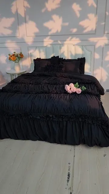 Add romance to your bedroom. #HIG #comforterset #homedecor #buterfly #flowers 