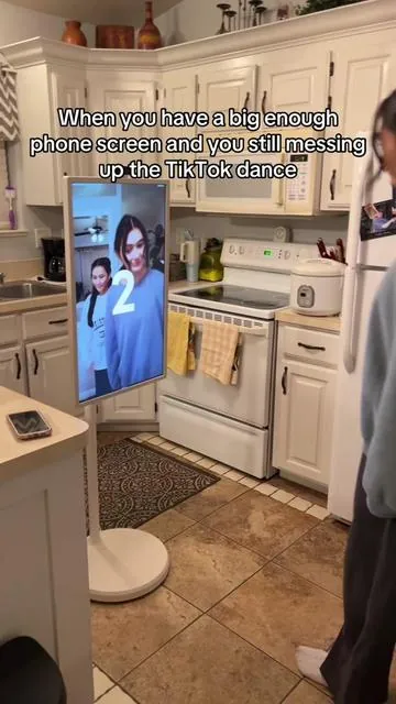 Everyone loves my portable tablet tv #tablettv #portabletv #tiktokmademebuyit 