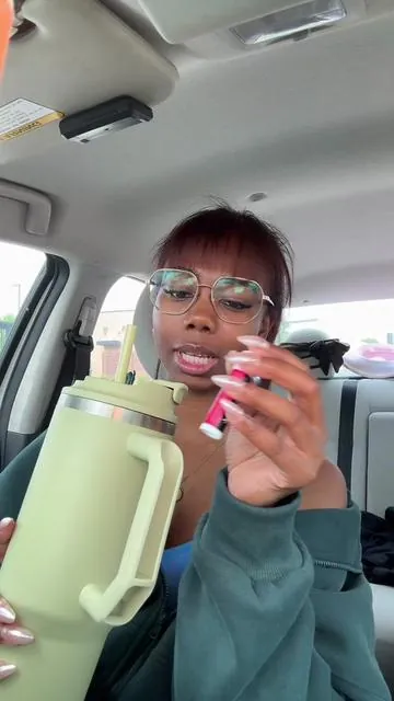 Like what can’t it do #tumbler #bottle #drinkwater #water #cup #drinking 