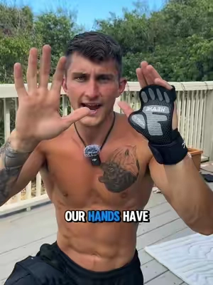 Never understood why people hate on workout gloves. It gives you superhuman grip and makes your workouts better… #gripstrength #workoutgear #gymgear #homgym #weightlifting 