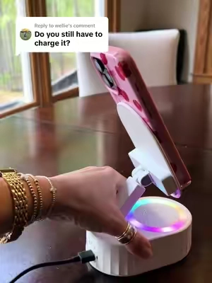 Replying to @wellie This induction speaker, phone stand and phone charger is a must have! No Bluetooth required, wireless, portable and so affordable! #wireless #phonespeaker #speaker #portablespeaker #phonegadget #TechGadgets #gadget #tiktokshopfinds #induction #phonestand 