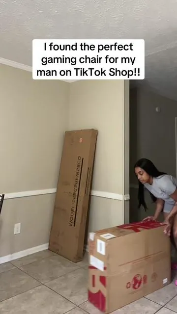 It’s perfect & comfortable😊 this gamer🎮 chair came in perfect timing! He likes it 😎 #gamerchair #streamer #gamer #gamersoftiktok #gamertiktok #streamersoftiktok #streamersetup #gamersetup #gameroomsetup 