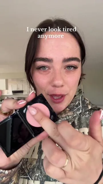 Just trust me on this #ttshopbeautybesties #palladio #ttsstarcreator #undereyebags #undereyecircles #makeupmusthaves #palladiobeauty #affordablemakeup 