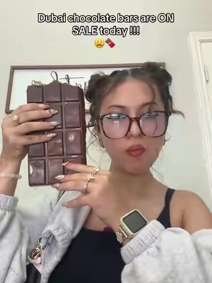 can yall tell I love chocolate 😭🫶🏼 #fy #chocolate #coco #dubaichocolate 