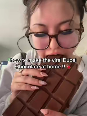 it’s on sale rn yall 😩 #fy #chocolate #dubaichocolate #trend #pistachio #happy 