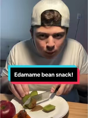 The one good thing about having an almond mom is finding some of the best snacks 🤤#snack #healthy #almond #mom #almondmom #healthnut #edamame #edamamebeans #snacks #food #diet #lowcalorie #protein #tasty #delicious #onlybean 