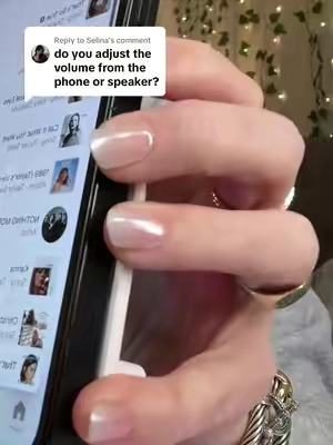 Replying to @Selina This induction speaker instantly plays and amplifies any audio from your phone. No Bluetooth required! A phone stand, speaker and a phone charger all in one for just $15✨#speaker #music #phonestand #phonecharger #phoneaccessories #techtok #gadgets #TechGadgets #wirelessspeaker #rechargeable #musiclover #facetime #giftideas #uniquegiftideas #coolgifts #induction #party 