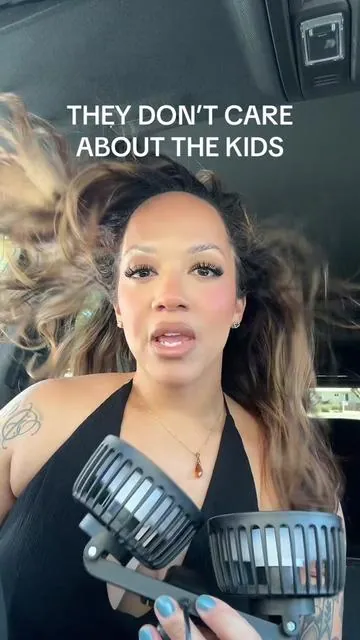 This little fan puts out a ton of air. Game changer. #caraccessories #musthaveforkids #summer #besafe #suv #mom #fan #carfan #heat #tiktokshopfinds #tiktokshopcreatorpicks #ttsdelightnow #springglowup #ttslevelup 