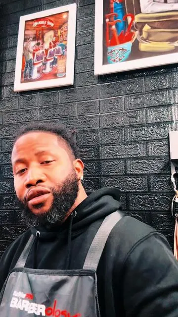 You gotta see these me using the Kemei 2293 on myself #tiktokshop #tiktokfinds #tiktikshopdeals #barber #haircut #fyp #explore #kemei 