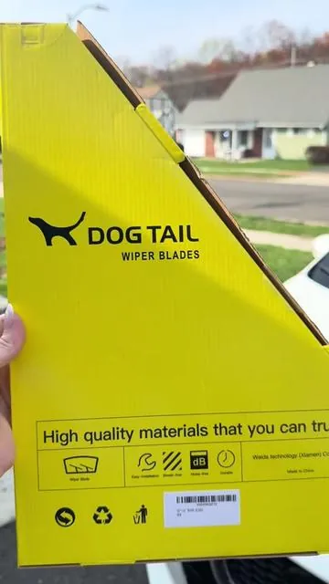 Reminder to replace your blades, it’s super simple! @DogTail Shop #dogtail #wiper #wiperblades #car #carmaintenance #allweather 