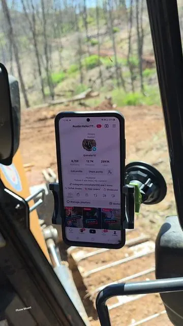 Magic John Phone Mount for the win. #phonemount #Mount #magicjohn #tiktokshop 
