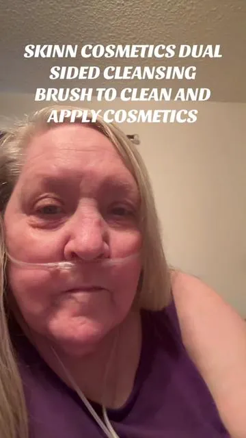 #skinn #skinncosmetics #skinncosmeticsproducts #skinncosmeticscleansingbrush #dualsidedcleansingbrush #dualsidedcleaningbrush #cleansingbrush #spatula #dualendedbrush #tiktokshopfinds #tiktokshopmusthaves #tiktokshopmademebuyit #tiktokshopspringglowup #spring #springtok @SKINN Cosmetics 