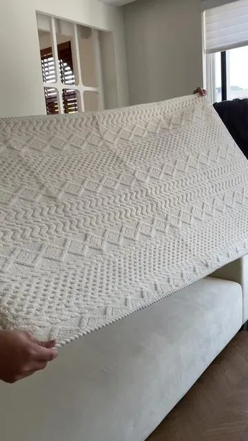 Cover with sofa covers,transform in an instant!#yxq #sofa #sofacover #sofaprotector #homedecor #homedecorideas #homedecortiktok #spotlightfinds #gift #TikTokShop #spotlight #tiktokshopfinds #giftideas #foryoupage #coolthings  #tiktokmademebuyit #fyp 