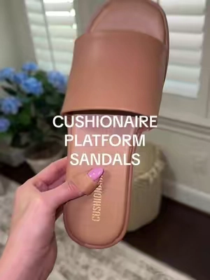 so cute for the summer!! #summersandals #platformsandals #cushionaire #sandals #tiktokshopcreatorpicks #tiktokshoprestock 