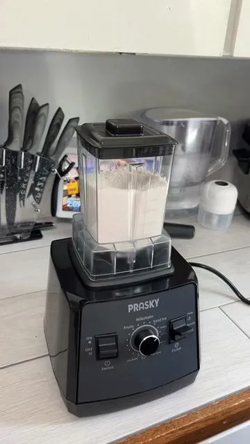 La licuadora que te va a moler hasta piedras, cuenta con dos vasos y es súper potente por un precio muy rasonable #prasky #professional #blender 