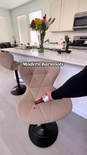 #modernbarstools #barstools #fauxleather #barstoolswithback #hightopstools #barstoolsports #chairs #chairstool #kitchenfurniture 
