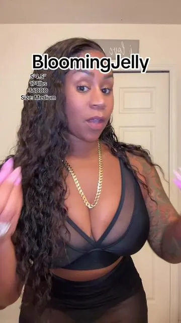 Full coverage 2 piece… 😍😍 #fyp #pooltostreet #bloomingjelly #bloomingjellyswimwear #fyp #bloomingjelly11thhbd #curvy #bloomingjellyisabetterchoice #swimsuit #swimwear #bikini #summer #thickerthanasnicker @BloomingJelly_Official 
