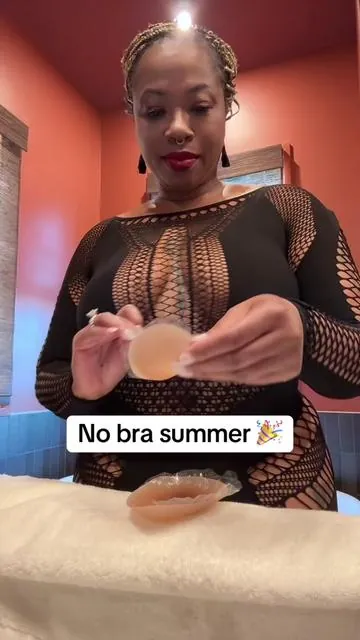 This was my birthday dinner outfit and I was so glad I could wear my “Sticky” Cakes!  I wear a 40D and I got the “OG” size in Caramel 🙌🏽#tiktokshop #cakesbody #nobra #underwear #cakes 