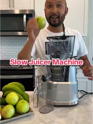 This Slow Juicer Machine is super compact and extracts everything from vegetables and fruits. Easy to use by @Kitchen in the Box US #kitcheninthebox #juicer #slowjuicer #juicermachine #fruitjuice #kitchenessentials #slowjuice #juice #coldpressedjuice 