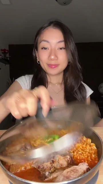 I think I have a ramen problem  #eating #buldak #ramen #noodles #food #foodie #eatingshow #eatingsounds #mukbang #steak #maono #maonot5 