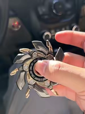 Send her this now. It’s super cool fidget spinner. Really stressful #fidgettoy #fidgetspinner #toys #giftideas #giftforhim 