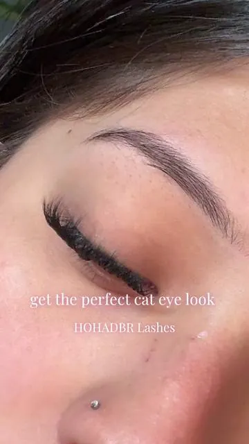 very AFFORDABLE + FLUFFY #fyp #lashclusters #lashes 