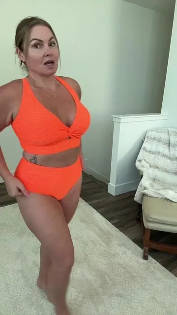 Textured High Waisted Bikini! #swimsuit #bathingsuit #swimwear #beachwear #swimsuitcheck #bikini #thicknstrong #tiktokshoprestock #ttsaprilrestock #tiktokunboxing #springtok #ttsdelightnow #springfashionfest #ttsbeautybesties #tiktokshopcreatorpicks #superbrandday #ttslevelup #aleumdr #aleumdrswimwear 