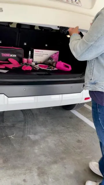 Este kit para limpiar tu automóvil será tu mejor aliado si quieres traer tu auto limpiecito, el color es súper bello para nosotros las mamitas! Y el precio está súper accesible! #emprendimientos #parati #autodetailing #mamabear 