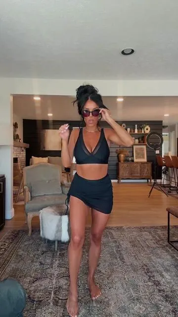 A full coverage mesh 2 pc swimsuit!!!! #swimsuit #bathingsuit #fullcoverageswim #meshswimsuit #fullcoverage #supportiveswimwear #flatteringswimwear #momswimsuit #bikini #beachfashion #bloomingjelly11thHBD #bloomingjellySBD #bloomingjelly #bloomingjellydressforyourself #bloomingjellyisabetterchoice 
