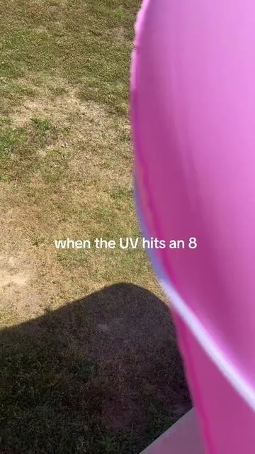 i treat tanning like an olympic sport…. #fyp #foryou #tanning #summer #uv #tiktokshop #tiktokpool #tanningpool #tanningoil #sunscreen #booktok #book #thunderstruck #summervibes #nc 