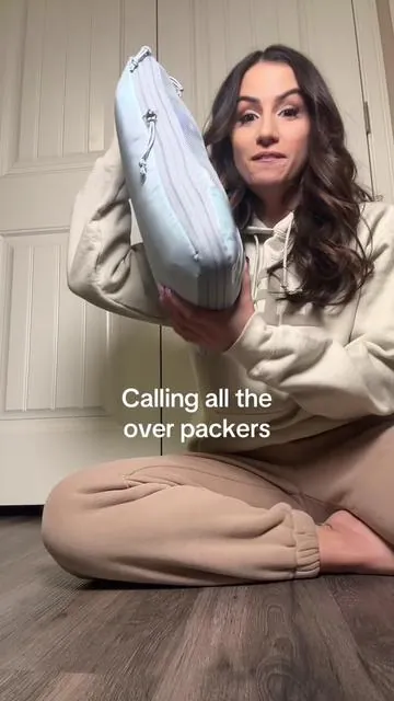 Never saw the point of packing cubes until now! Real question is can I share a suitcase with my husband? This is genius why didn’t I think of this first?? @BAGSMART #bagsmart #travelmusthaves #travelsmart #packingcubes #packingtips #travelhacks #vacationmode 