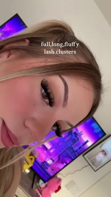 these eyelash clusters didn’t come to playyyyy they are BOMBBBB! #lashes #lashclusters #eyelashes #makeup #fyp #mothersdaydeals #girlsoftiktok #fyppppppppppppppppppppppp #foryourpage #viralvideo #youlucklash 