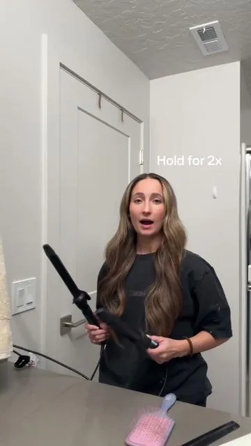 This is the 1” vs the 1.25” curling iron, which one do you like more?? For the price it’s at right now, you’re getting a STEAL for this curling iron! it also comes with FREE shipping!!! #BioIonic #CurlingIron #FreeShipping #50OFF 