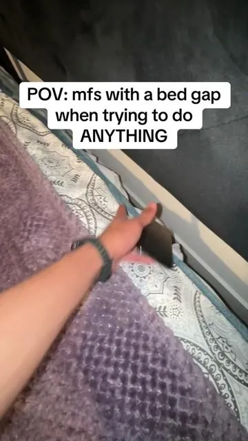 fill your gap ASAP before you lose something important! #bedwedgepillow #gapfiller #bedroomhacks #mattress #bedgapfiller #TikTokShop #tiktokmademebuyit #tiktokshopfinds 