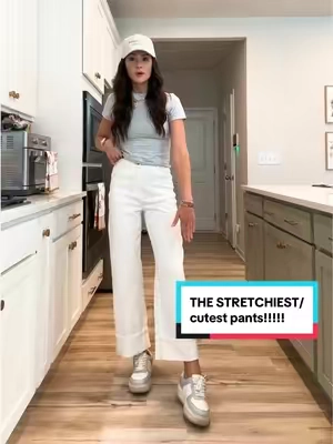 I’m actually obsessed and I don’t say that often 🤣 #Summer #outfit #Summer #jeans #whitepants #stretchyjeans #stretchypants #workoutfit #workoutfits #jeans #outfits #comfyoutfits 