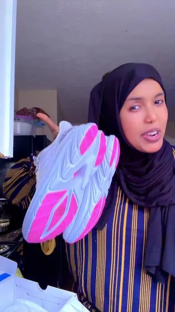 #shoes #somalitiktok #foryoupagee #hodan_lily 