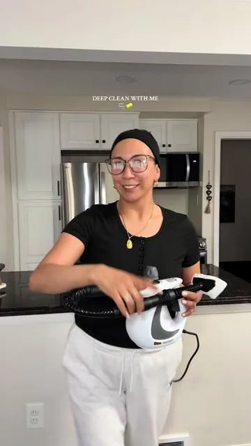 POV: Just a Señora with her new cleaning toy 🤭 #cleaningmotivation #cleaning #clean #cleaningtiktok #cleantok #cleantiktok #cleanwithme #cleaninghacks #cleanhouse #cleanhome #tiktokshopfinds 