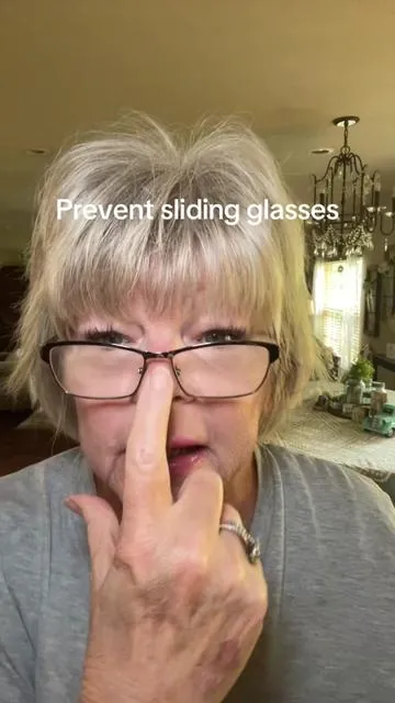 These anchors for your eyeglasses are so good##EyeglassAnchors##EyeglassHolders##EyeglassAccessories