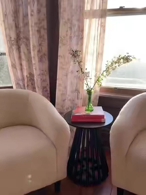 These chairs are my absolute favorite! #homefinds #homedecor #accentchair 